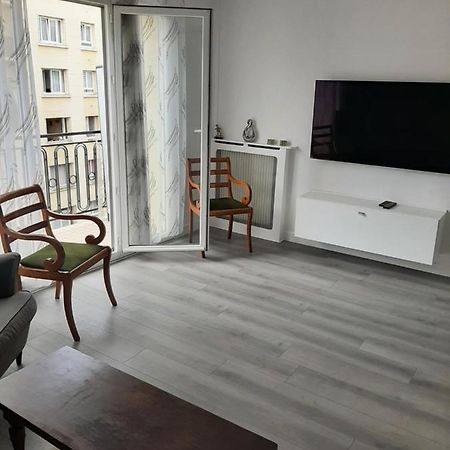 Appartement Cosy De Centre Ville Charenton-le-Pont Kültér fotó