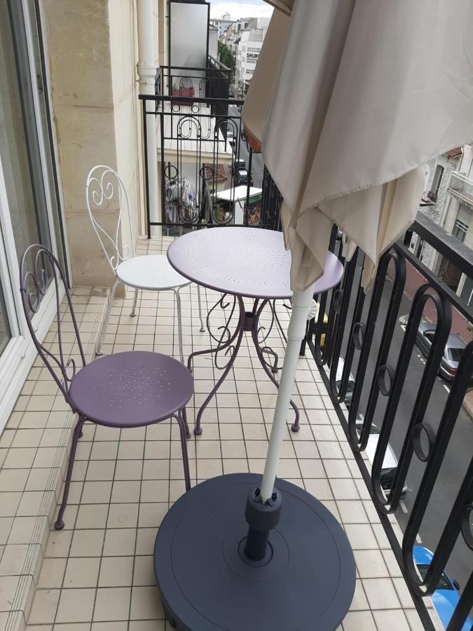 Appartement Cosy De Centre Ville Charenton-le-Pont Kültér fotó